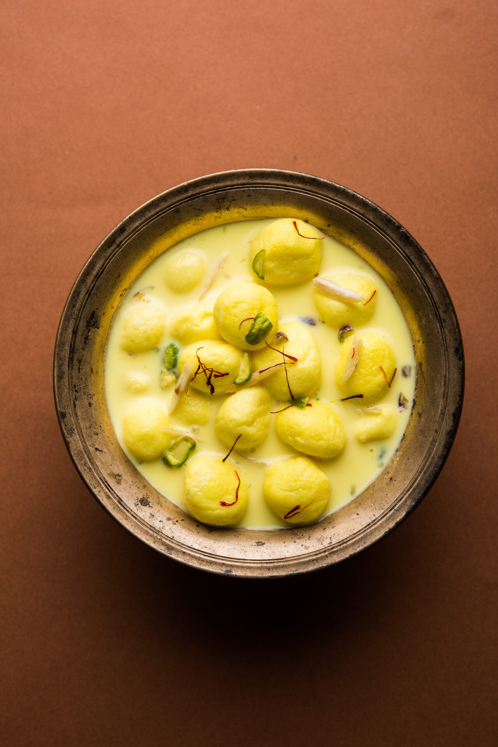 Angoori Basundi