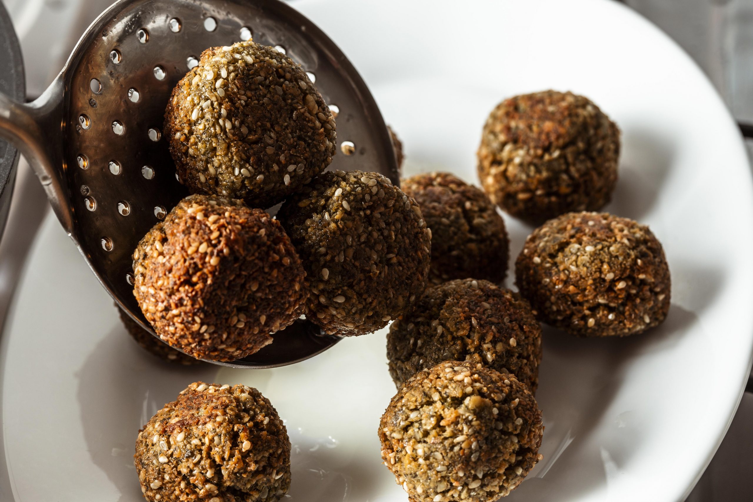 Nachni Oat Khajur Ladoo