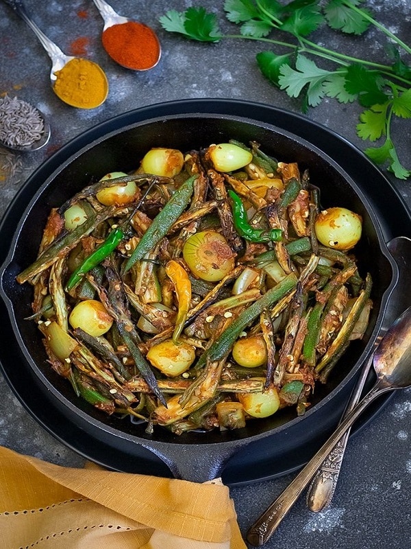 Bhindi Do Pyaza & Rotis