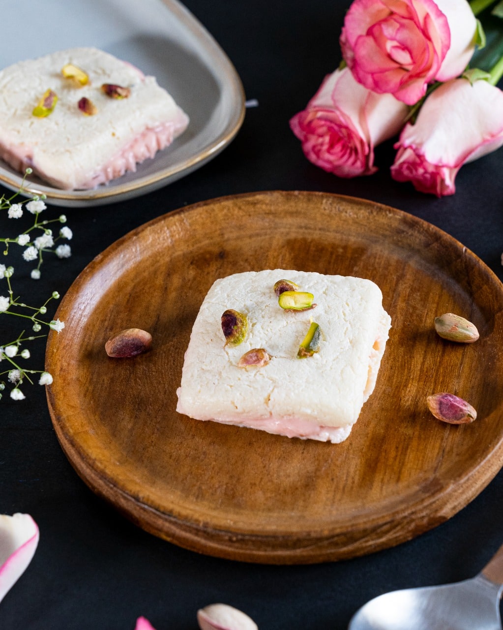 Malai Sandwich Rose