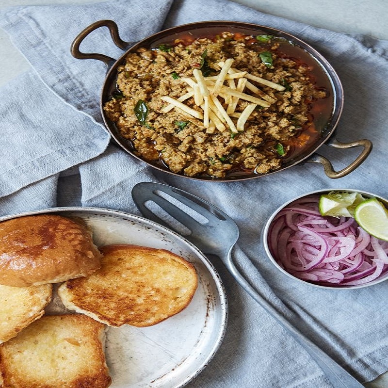 Salli Mutton Kheema Pav