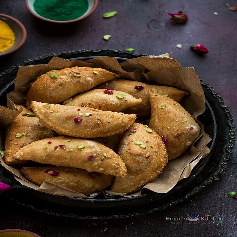 Banarsi gujiya