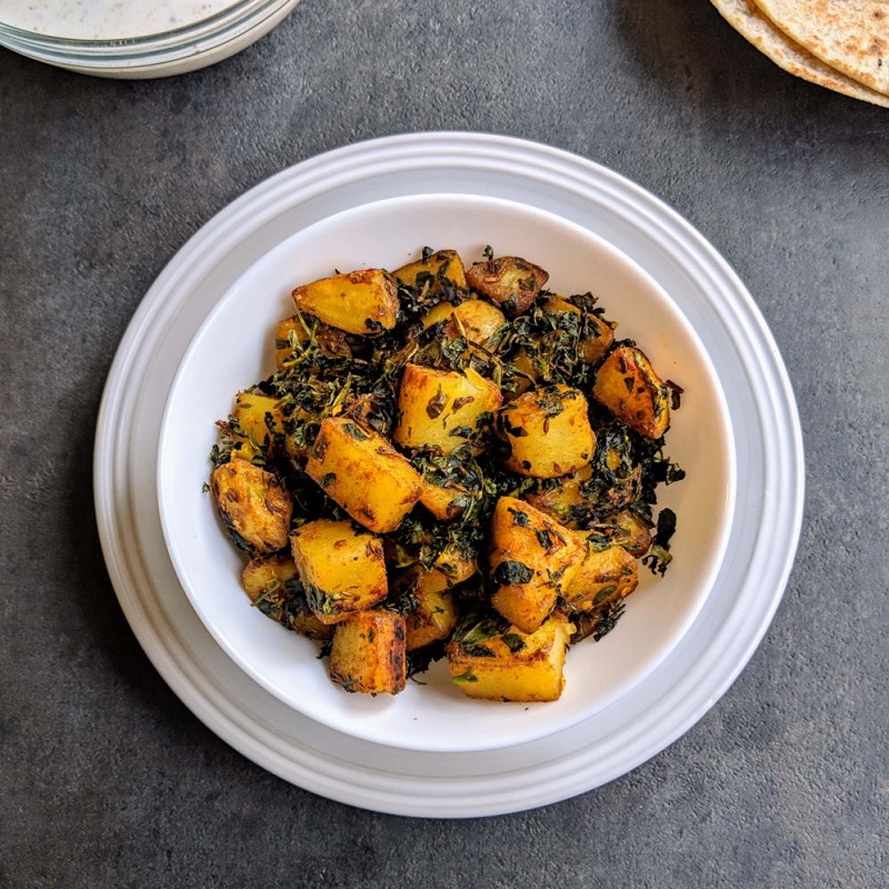 Aloo Methi & Jawari Dhoda
