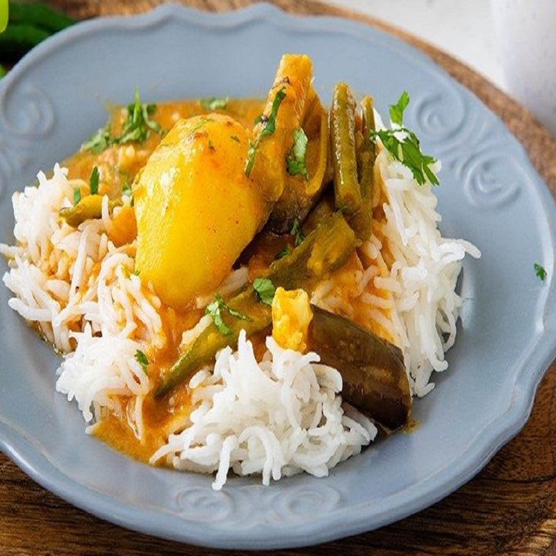 Sindhi Curry Rice & Aloo Tuk