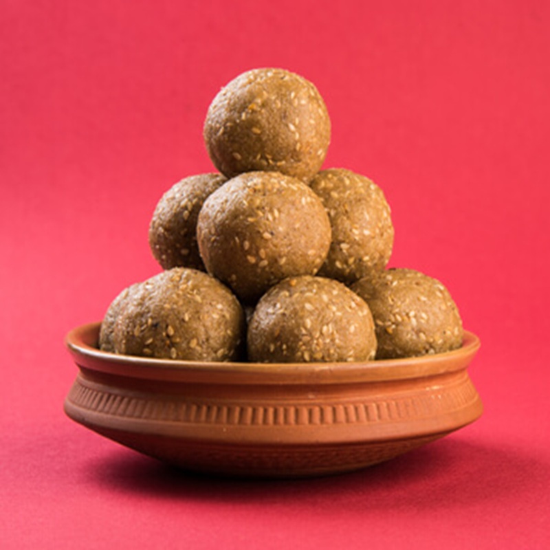Dry Fruits Oats Ladoo