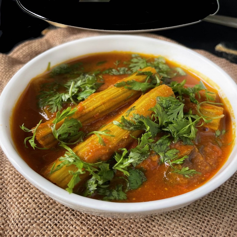 Singyun in Tomato Gravy Khichdi Combo