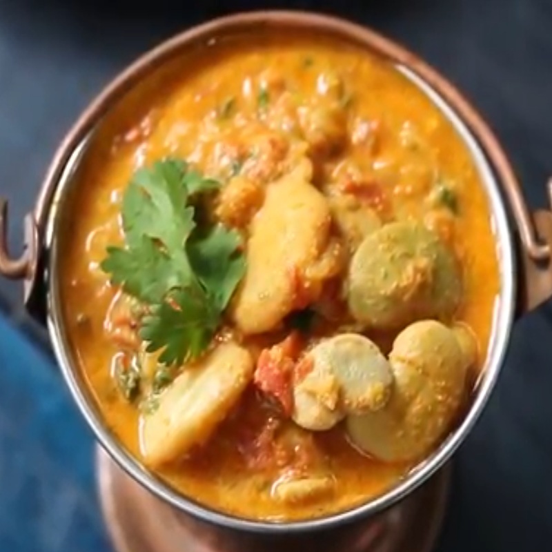 Double Bee Koddel (Double Beans Gravy & Rice)