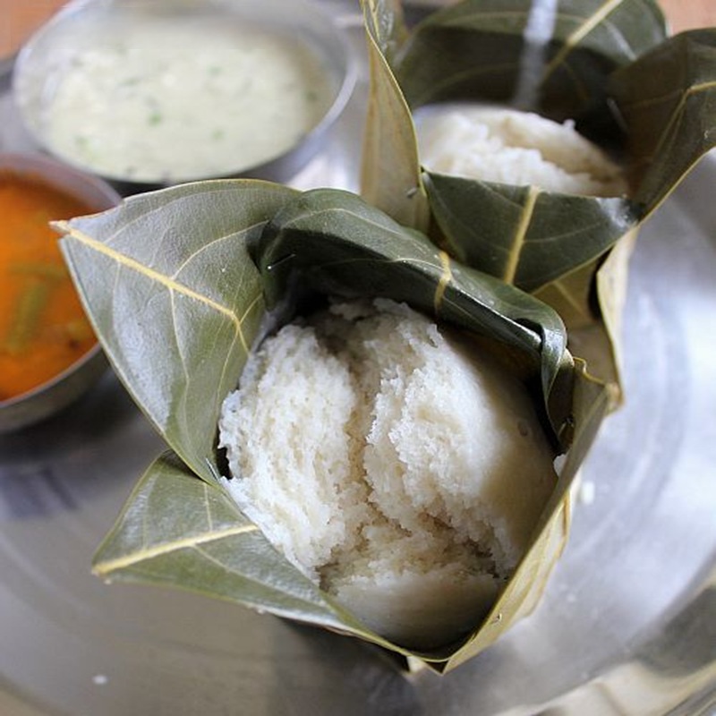 Khotto (Idli flavored with jackfruit leaves)