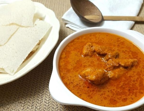 Kori Rice Facebook Kori Gassi & Roti (Chicken Curry & Rice Thin Wafers) - FoodiaQ