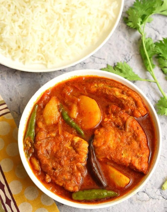 Omelette Curry Thali