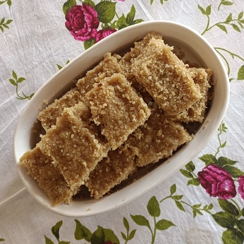 Tavsali Muddo (Cucumber Cake)
