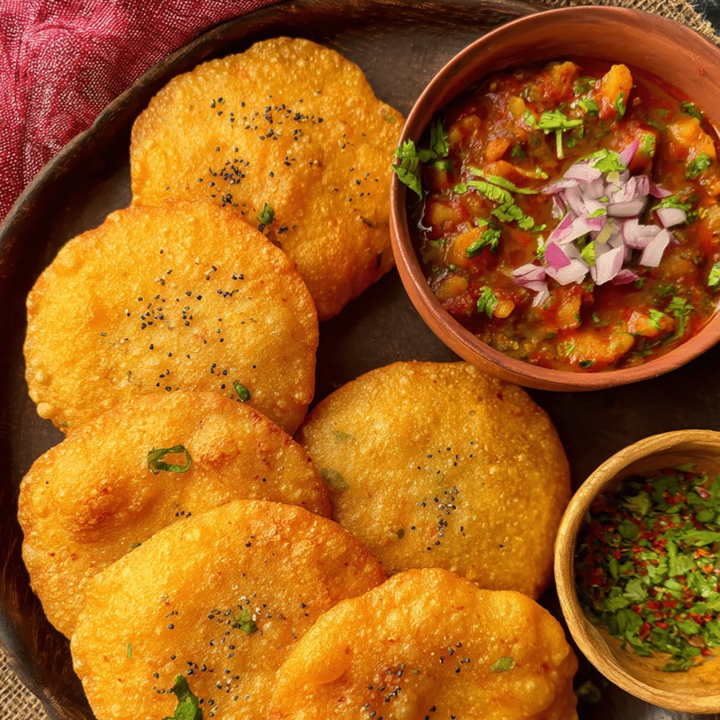 Bedai Puri & Aloo Sabzi