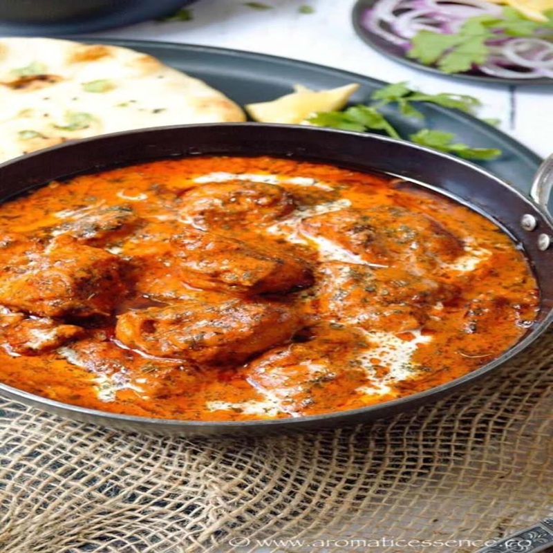 Chicken Makhanwala & Roti