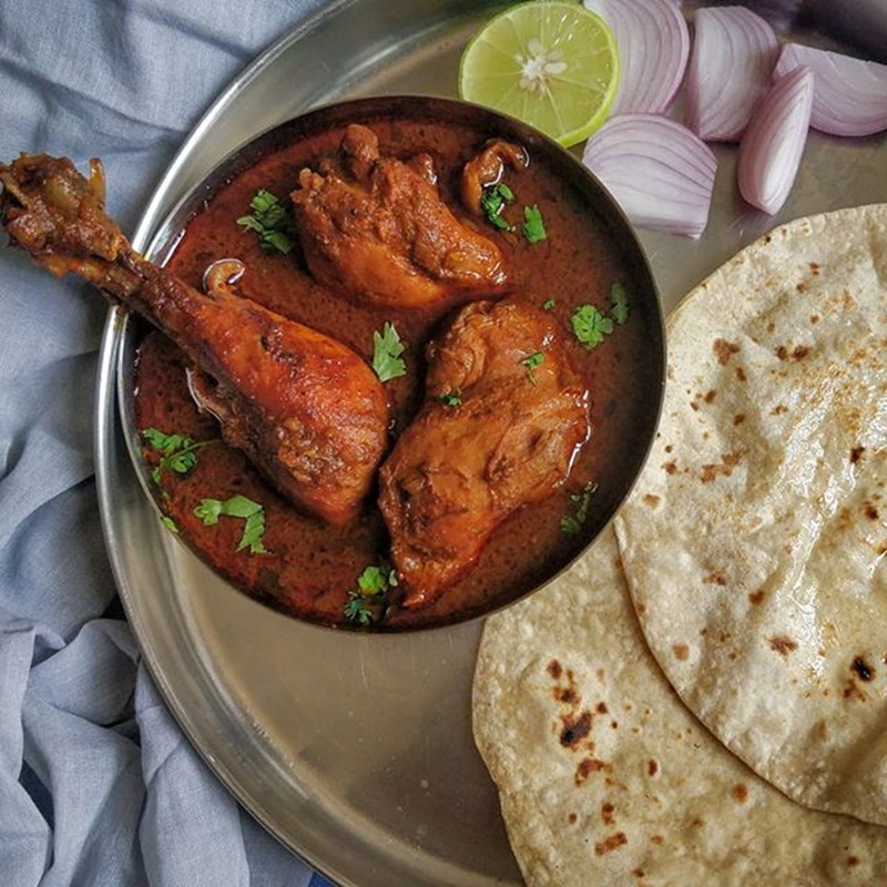 Uttar Pradeshi Chicken & Roti