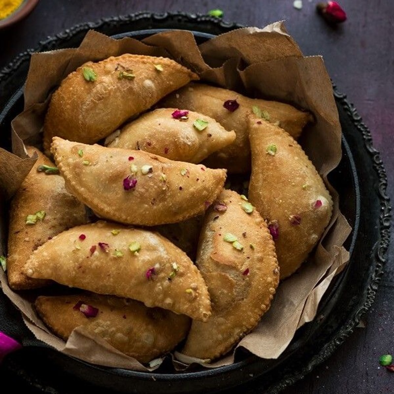 Gujiya