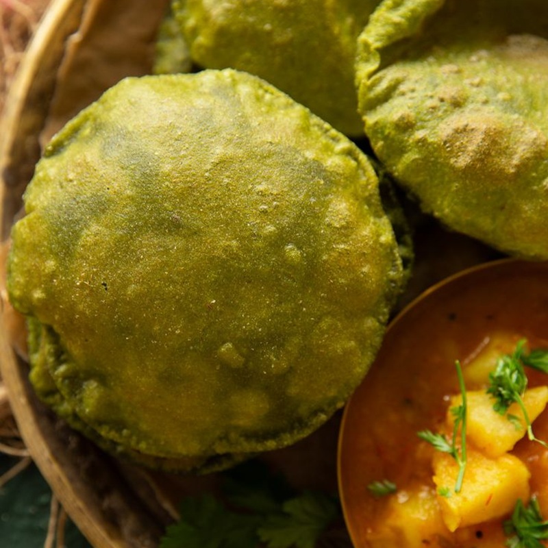 Palak Puri with Aloo Sabji (Seaosonal)