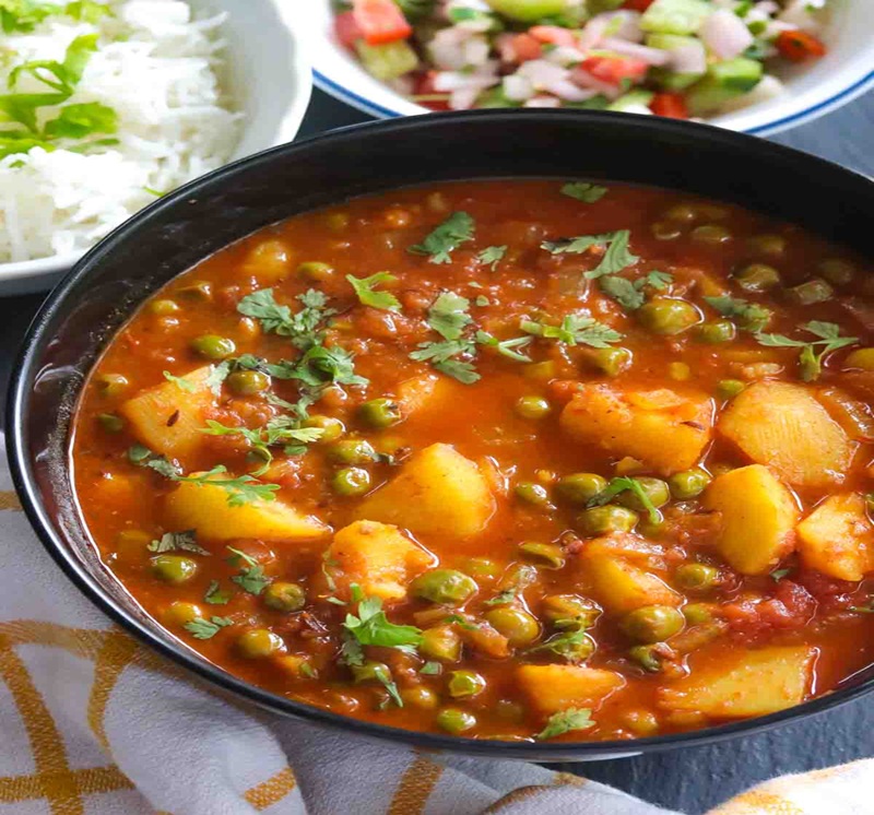 Aloo Matar & Phulka