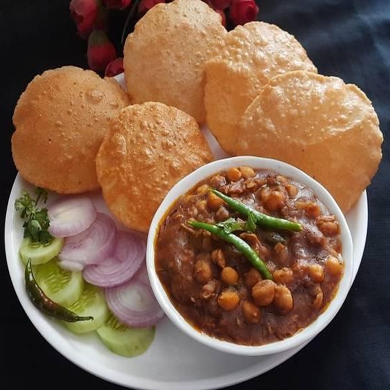 Chole Puri